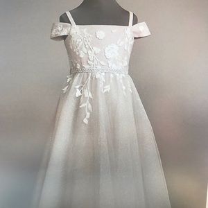 Davids Bridal “Sparkle Organza Flower Girl Dress with Applique” size 12
